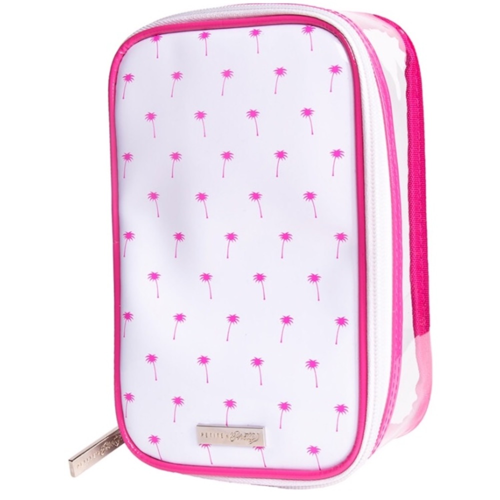 MUST GO: Pink n’ Pretty Makeup Bag